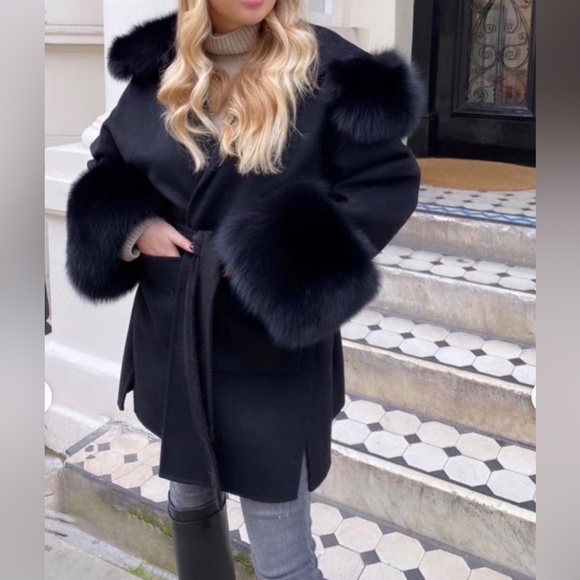 Lcuppini L’Cuppini black cashmere coat - Used 1x - Picture 1 of 3